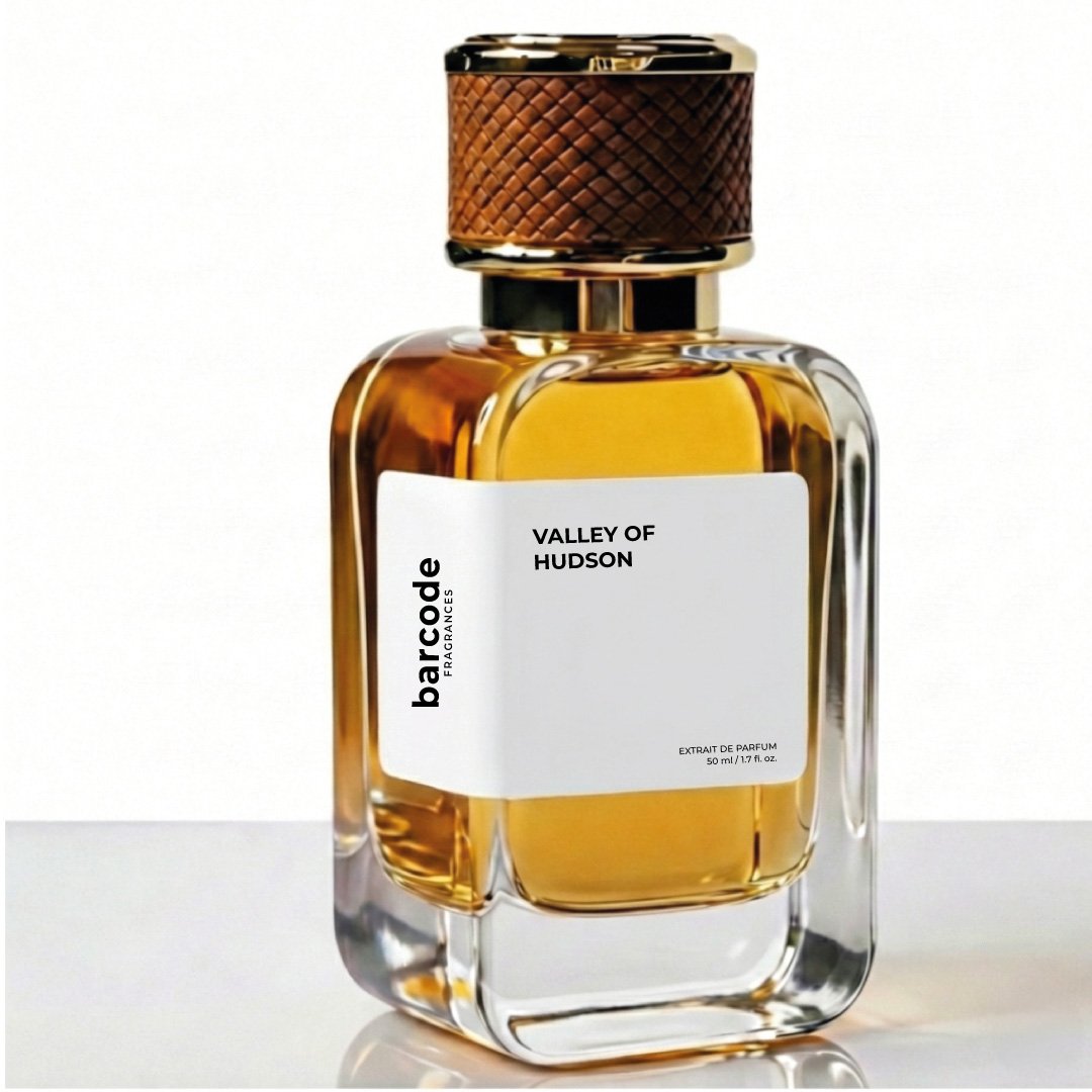 Inspired by Gissah Hudson Valley, Valley of Hudson by Barcode Fragrances is a refined woody-amber extrait de parfum that captures effortless elegance and natural sophistication